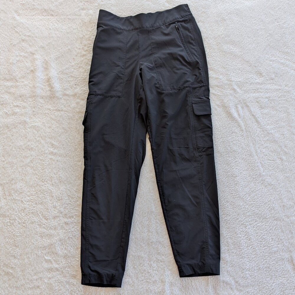 Athleta - Chelsea Cargo lined - Size 4